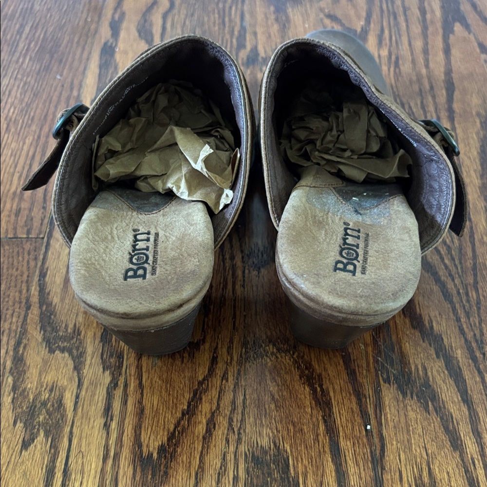 Born Scarlet II Distressed Brown Leather Wedge Mules, Size 8/39 - Picture 3 of 13